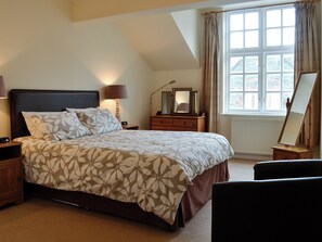 2 bedrooms, bed sheets