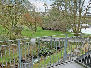 Property grounds - Rosecraddoc Manor - Riverbank (Near Liskeard)
