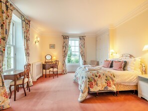 6 soverom, wi-fi (inkludert) og sengetøy