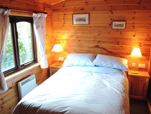 3 habitaciones y ropa de cama