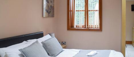 2 habitaciones, wifi gratis y ropa de cama