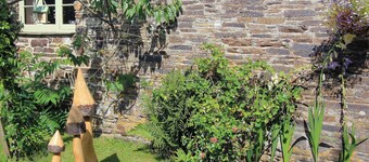 Passion Flower Cottage - E1468