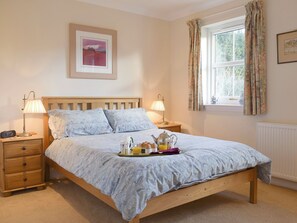 3 bedrooms, free WiFi, bed sheets - 3 bedroom accommodation in Dunkeld, near Pitlochry (Dunkeld, near Pitlochry)
