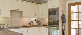 3 bedroom accommodation in Dunkeld, near Pitlochry