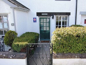 Exterior detail - Charming character cottage within a 5-minute level stroll of the town centre. (Keswick)