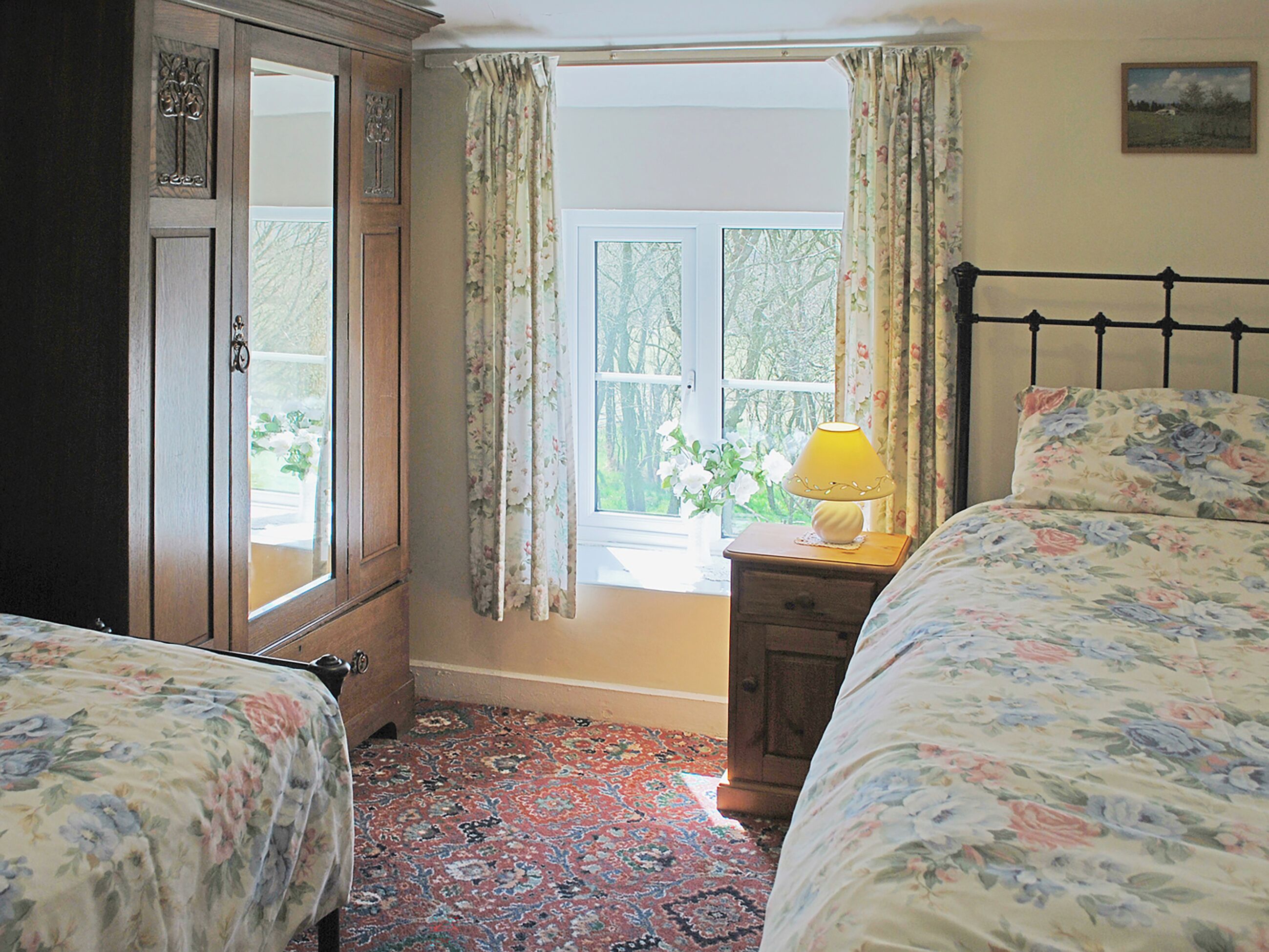 2 bedrooms, bed sheets