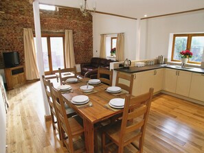 Dining - The Street Farm Barn (Costessey, Norwich)