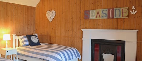 3 chambres, accĂšs au Wi-Fi (inclus), literie fournie