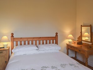 3 chambres, accès au Wi-Fi (inclus), literie fournie