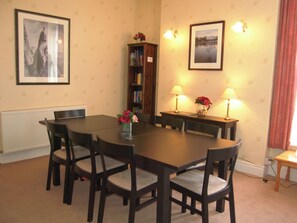 Dining - 4 bedroom accommodation in Keswick (Keswick)