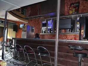 Bar (on property) - Hotel Pentagone (Douala)