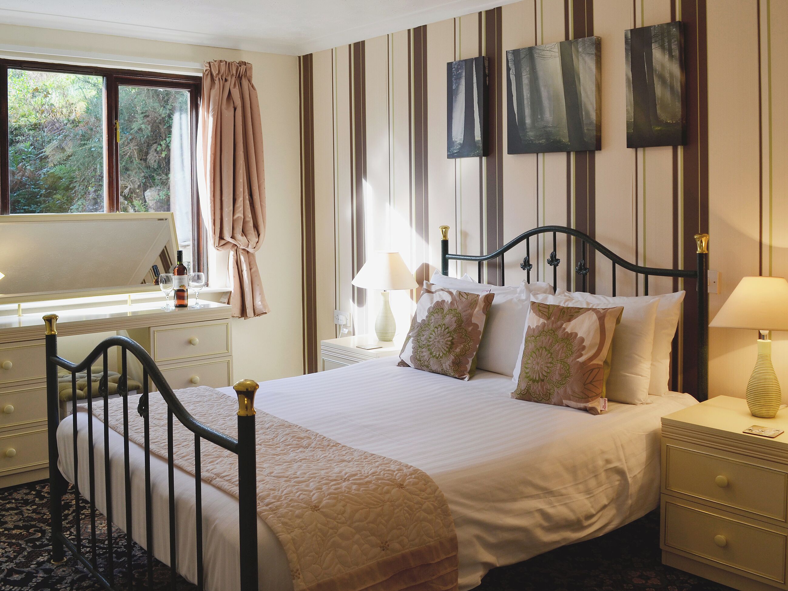 3 chambres, Wi-Fi gratuit, draps fournis