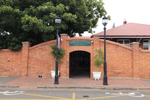 Fachada de la propiedad