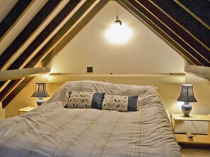 1 bedroom, free WiFi, bed sheets