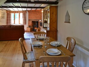 Dining - 2 bedroom accommodation in Great Ellingham, near Attleborough (Great Ellingham, near Attleborough)