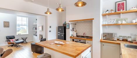 Dishwasher, highchair, freezer