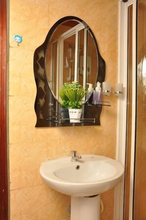 Leilighet, 1 dobbeltseng, ikke-røyk | Vask på badet