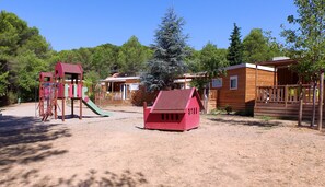Außen-Kinderspielplatz
