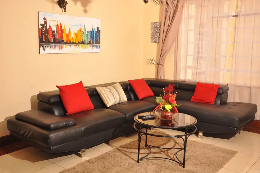 Apartment, 1 Double Bed, Non Smoking | Living room | Flat-screen TV