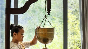 Sauna, Dampfbad, Körperbehandlungen, Aromatherapie