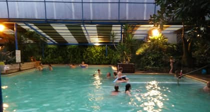 RETIRO VICTORIANO ROMÁNTICO EN LA CIUDAD HISTÓRICA DE COLORADO GOLD RUSH SLEEPS 4-5