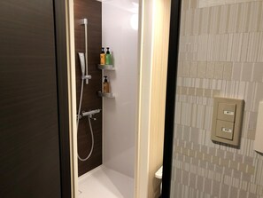 샤워 시설, 무료 세면용품, 헤어드라이어, 슬리퍼