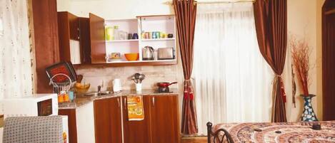 Basic Apartment, 1 Double Bed, Non Smoking