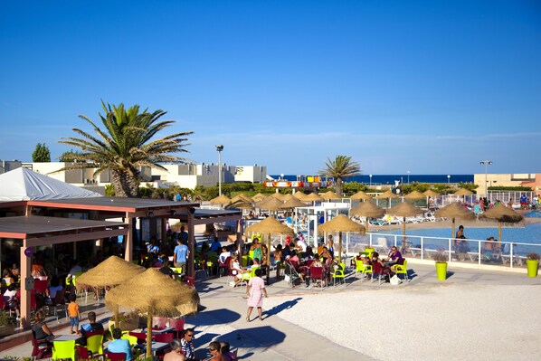 Terrace/patio - VVF Villages Les Portes du Roussillon, Le Barcarès (Le Barcares)