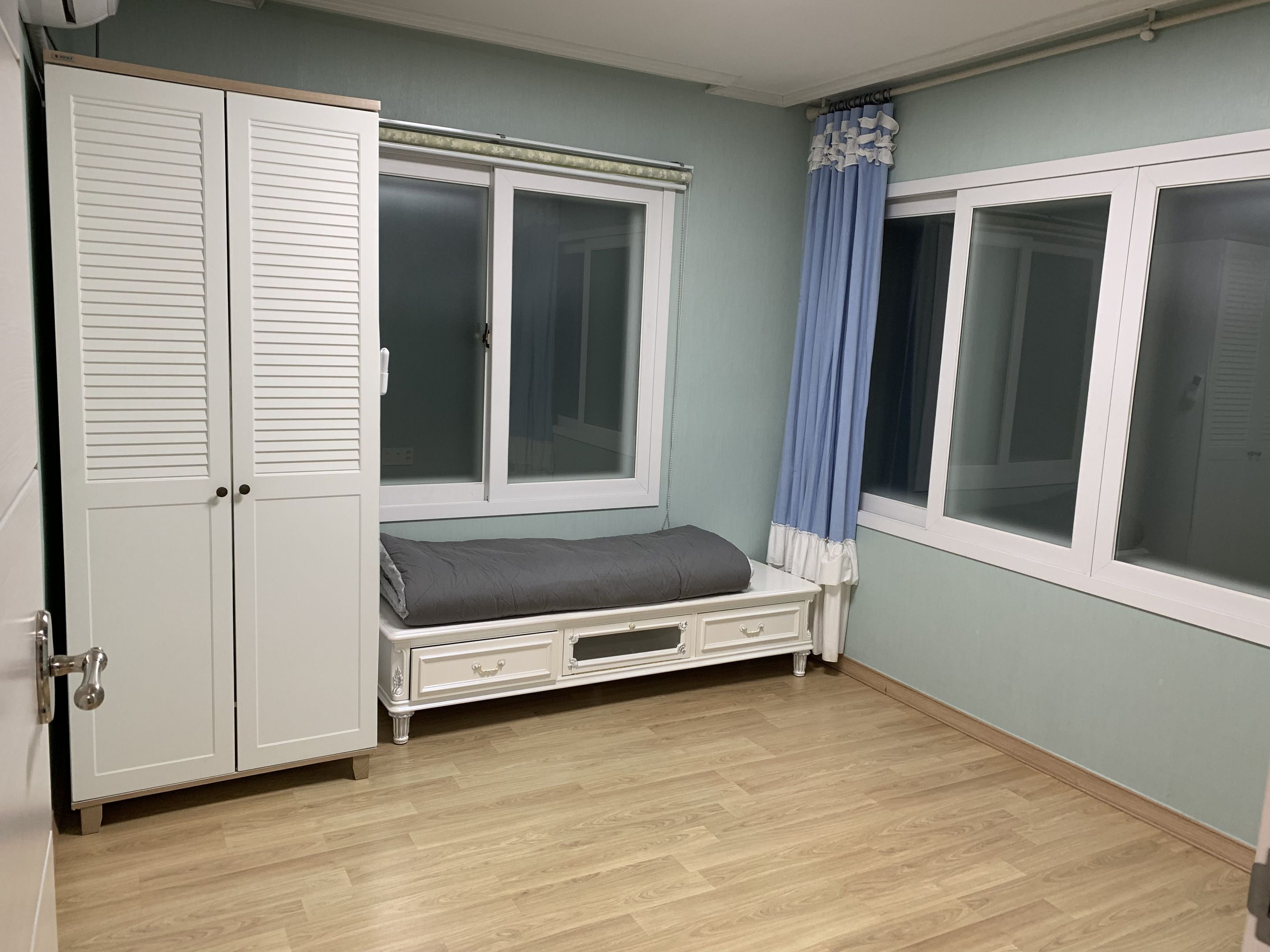 3 habitaciones, escritorio y wifi gratis 