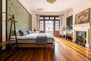 Casa, 3 habitaciones | Cortinas blackout, wifi gratis y ropa de cama 