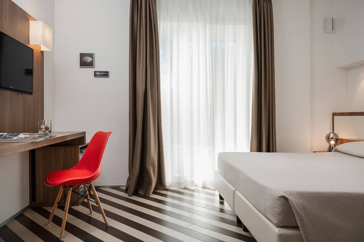 Habitación doble Confort | Ropa de cama hipoalergénica y minibar