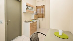 Private kitchen - Sidari Inn Aparthotel (Corfu)