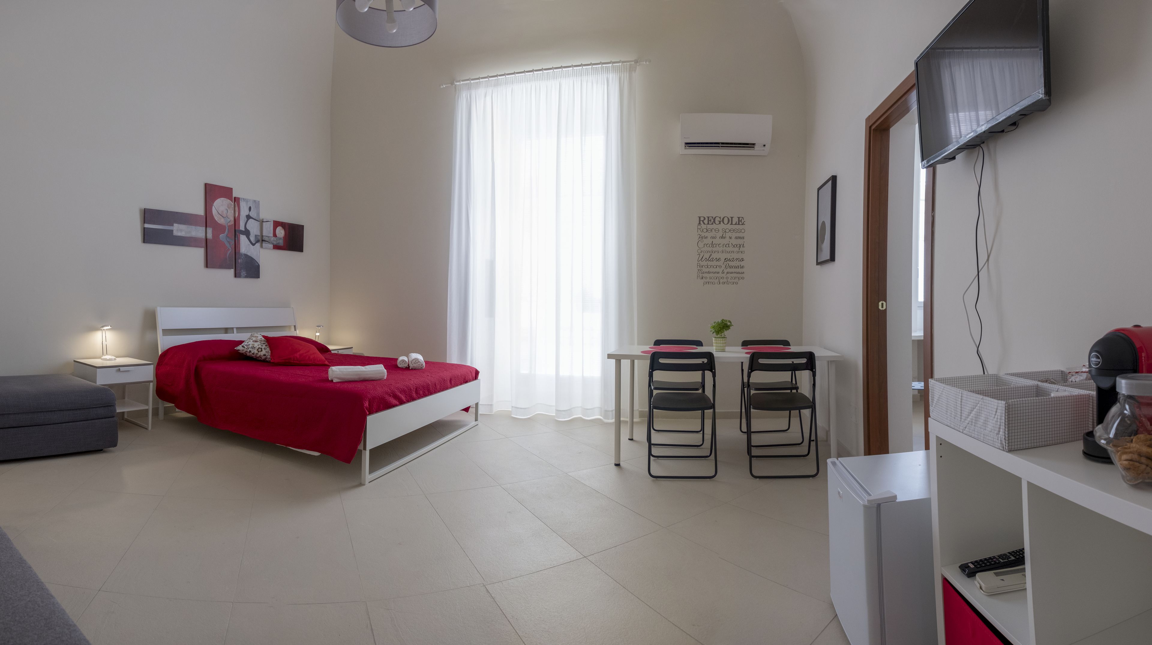 Family Room, Private Bathroom (4) | Down duvets, individually furnished, desk, blackout curtains