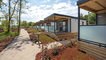 Comfort-mobile home - 1 soveværelse - terrasse - have-område | Haveudsigt