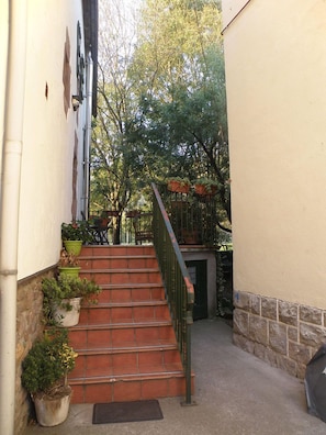 Exterior detail - Posada Elbete (Baztan)