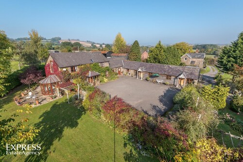 Highgrove Barns