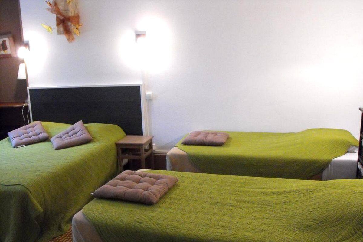 Standard Quadruple Room, Multiple Beds, Non Smoking | Desk, WiFi (free), individually decorated, individually furnished