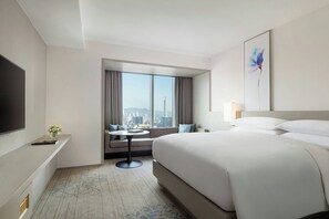 In-room safe, soundproofing, iron/ironing board, travel cot - Courtyard by Marriott Taipei Downtown (Taipei)
