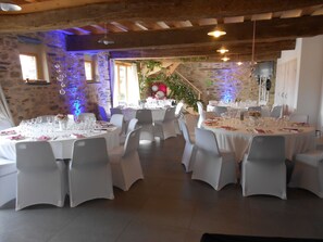 Reception hall - Le Chêne Blanc (Plessé)