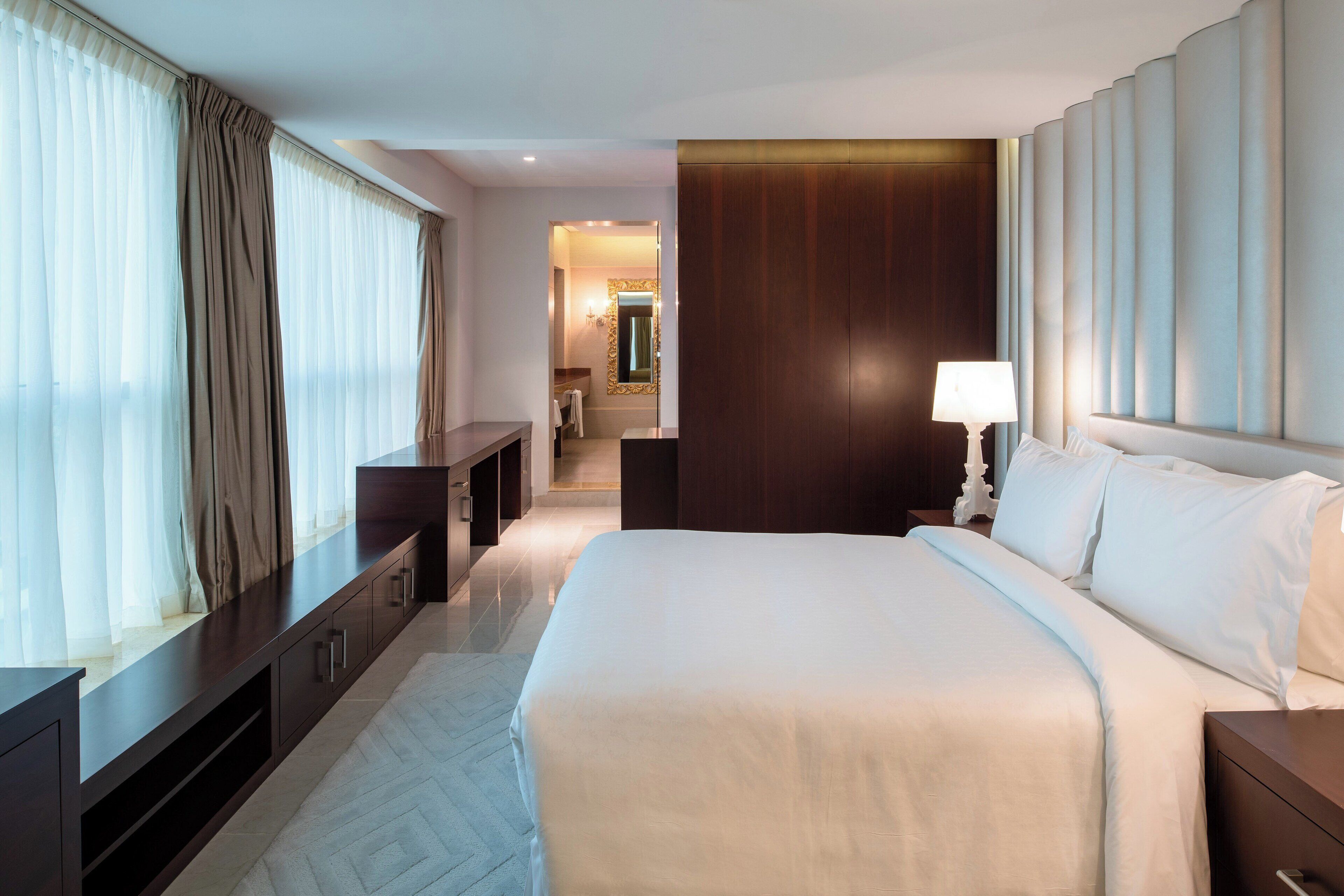 Presidential Suite, 2 Bedrooms, Private Pool, City View | Pillow-top beds, minibar, in-room safe, desk