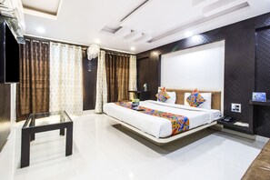 Executive-huone, 1 keskisuuri parisänky, tupakointi kielletty | Aamiaishuone | Päivittäinen mannermainen aamiainen maksusta