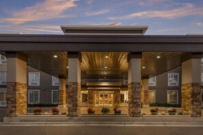 Exterior - Best Western Plus Isanti (Isanti)