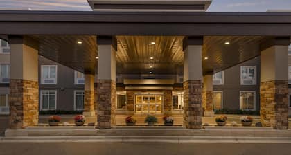 Best Western Plus Isanti