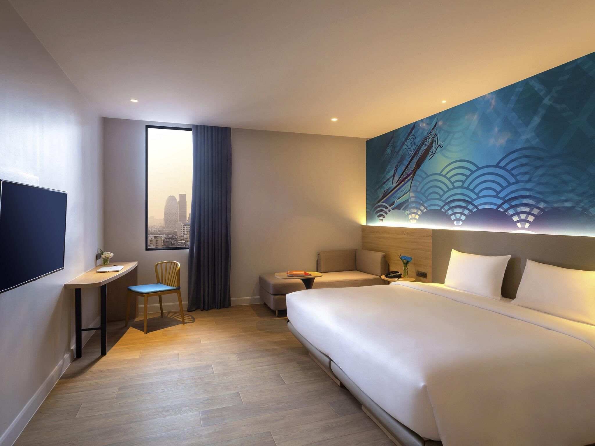 Superior Room, 1 Queen Bed with Sofa bed