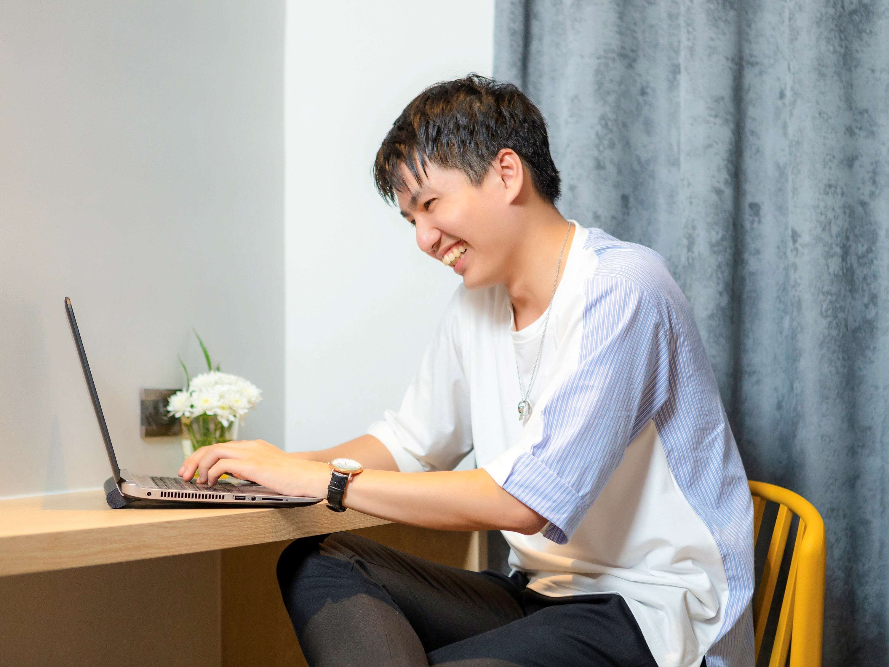 in-room safe, desk, soundproofing, free cots/infant beds