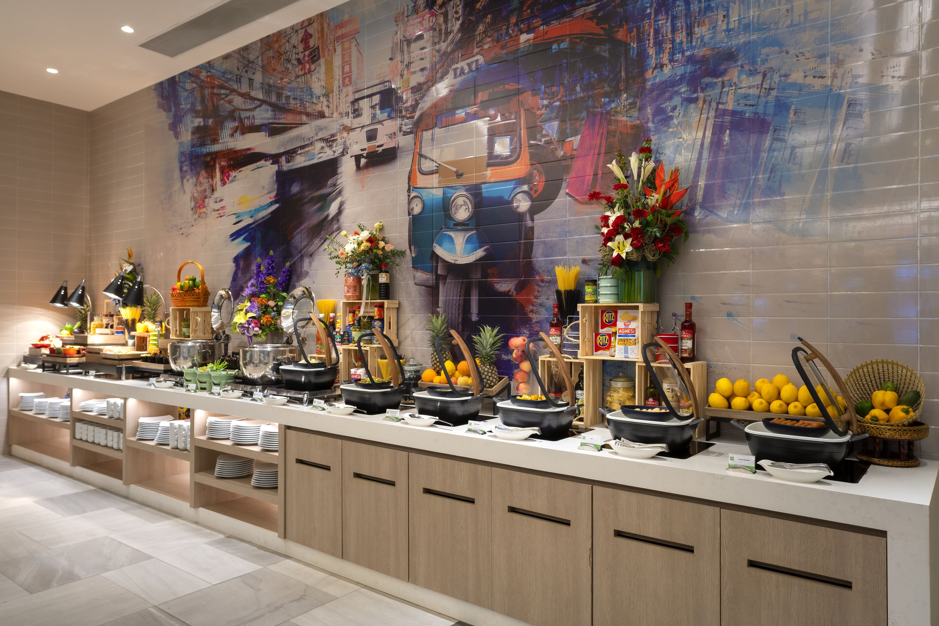 daily buffet breakfast (thb 295 per person)