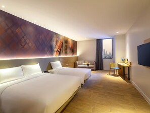 Triple Room, Multiple Beds | In-room safe, desk, soundproofing, free cribs/infant beds - ibis Styles Bangkok Ratchada (Bangkok)