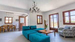 Fireplace - Villa Andromeda (Naxos)