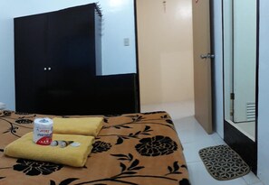 6 bedrooms, in-room safe, WiFi