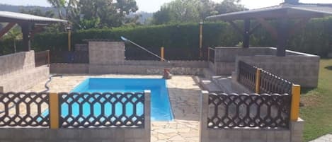 Utomhuspool